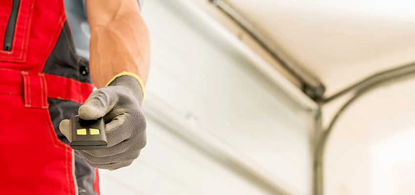 Residential Garage Door Security in Moorpark, California