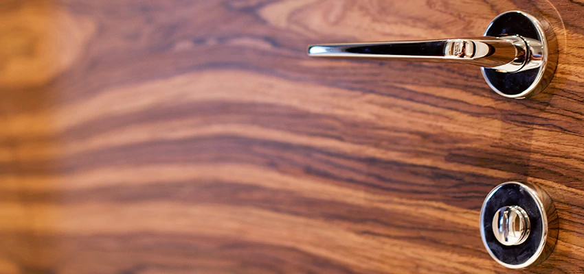 On Demand Locksmith For Key Fobs Repair in Moorpark, California